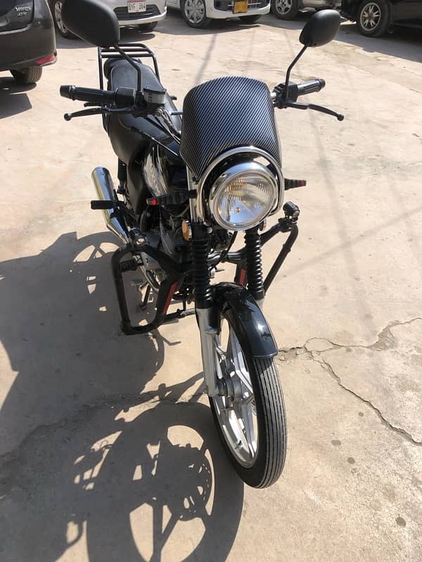 Suzuki gs 150 Se 0