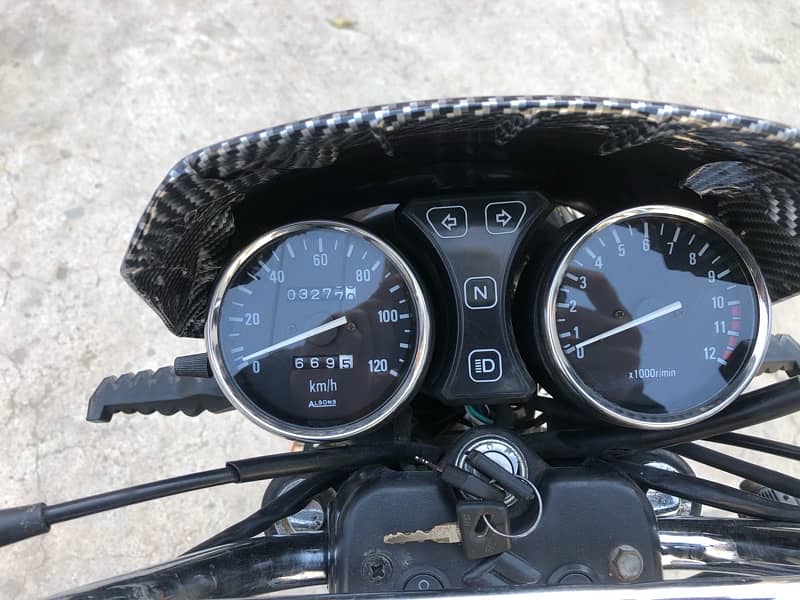 Suzuki gs 150 Se 3