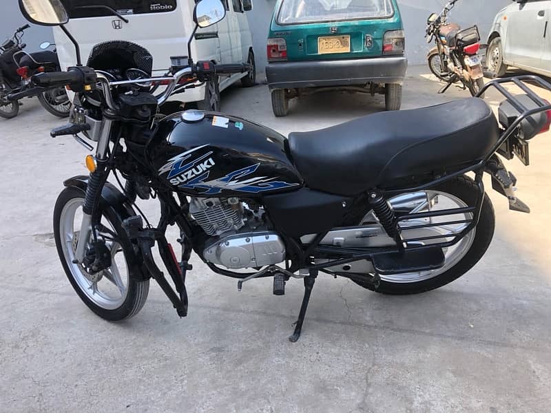 Suzuki gs 150 Se 6