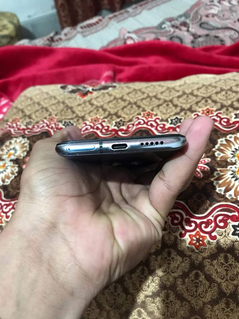 One Plus 7t 8/128 gb condition 10/10 4