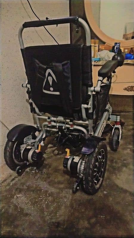 Light weight Folding Electric Wheelchair 0