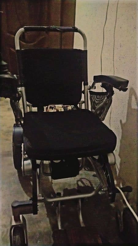 Light weight Folding Electric Wheelchair 5