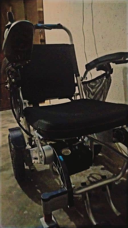 Light weight Folding Electric Wheelchair 6