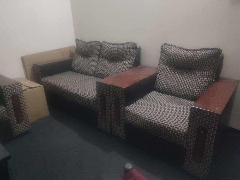 sofa set 5 seater with mirror table 1