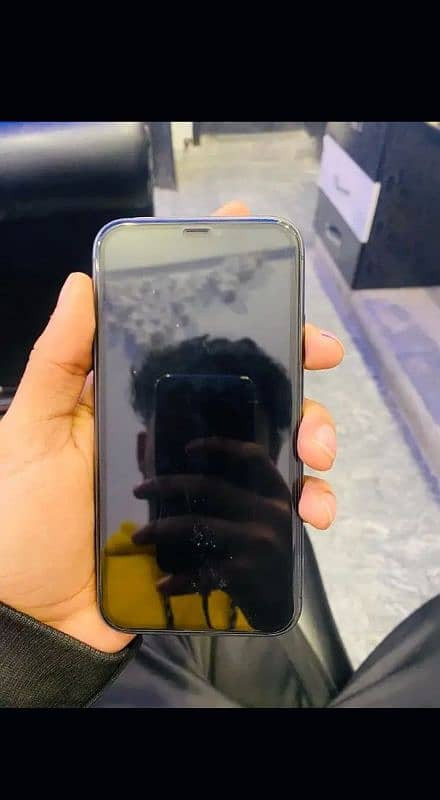 IPHONE 11 NON PTA 1