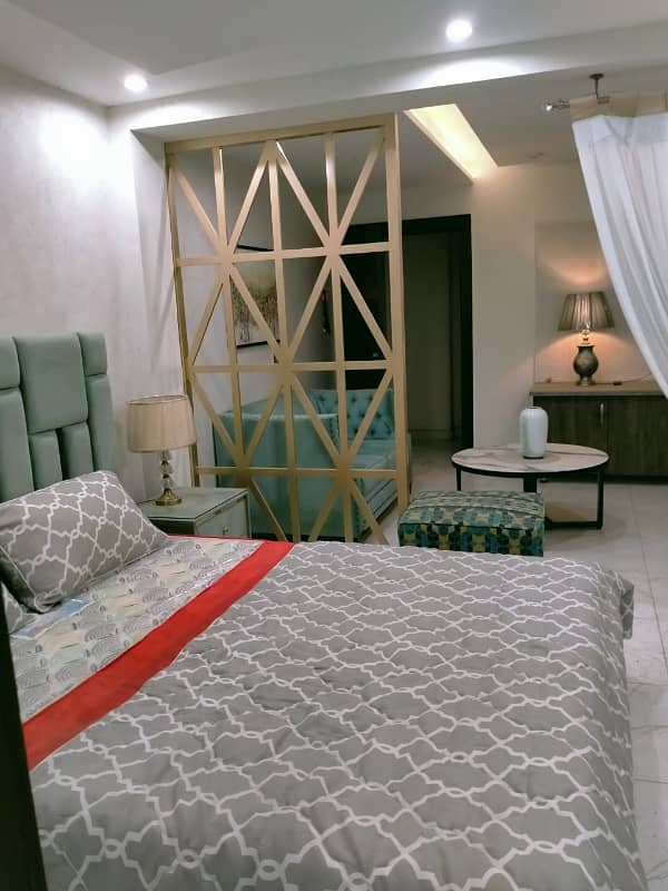 STUDIO BRAND NEW FULL LUXURY FULLY FURNISHED FLAT FOR SALE IN BAHRIA TOWN LAHORE 5