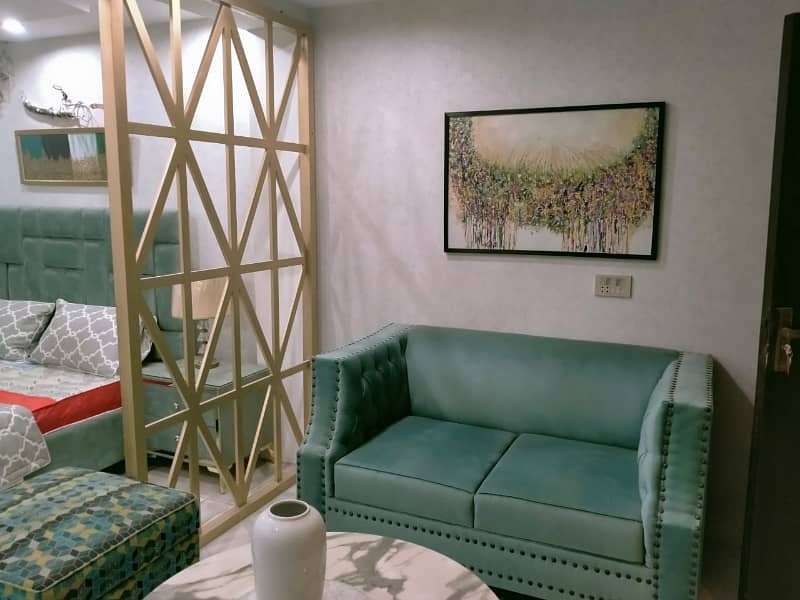 STUDIO BRAND NEW FULL LUXURY FULLY FURNISHED FLAT FOR SALE IN BAHRIA TOWN LAHORE 9