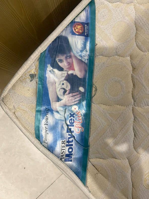 MoltyFoam mattress for Sale 0