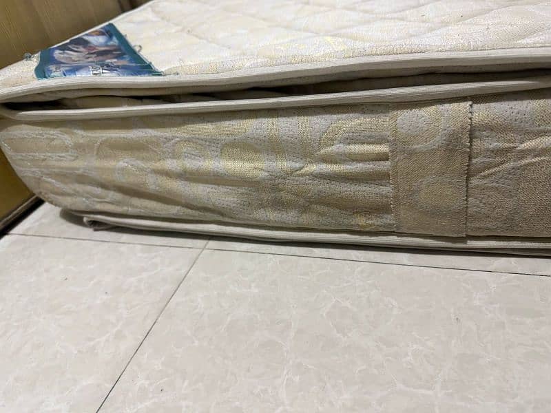 MoltyFoam mattress for Sale 3