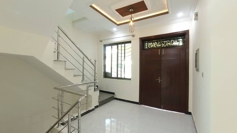 10 Marla Double Story Unit House Available For Sale. 25