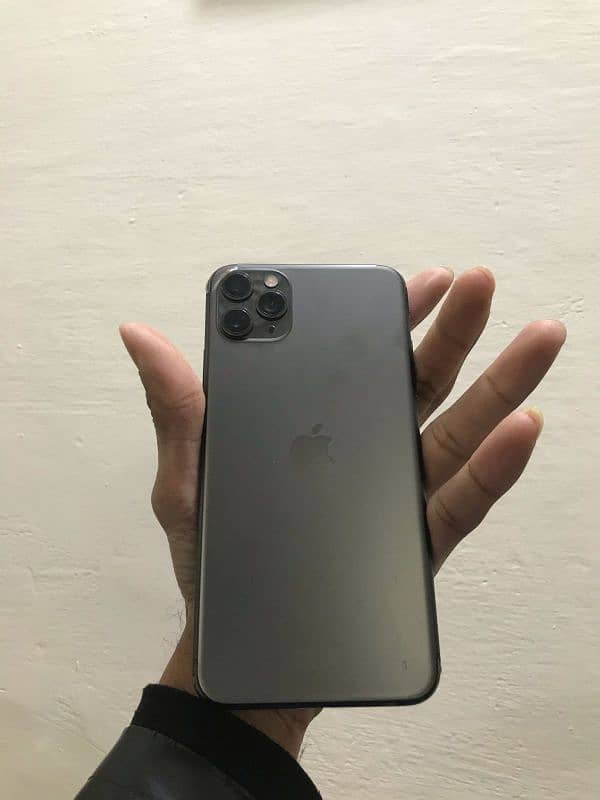 iphone 11 pro Max 3