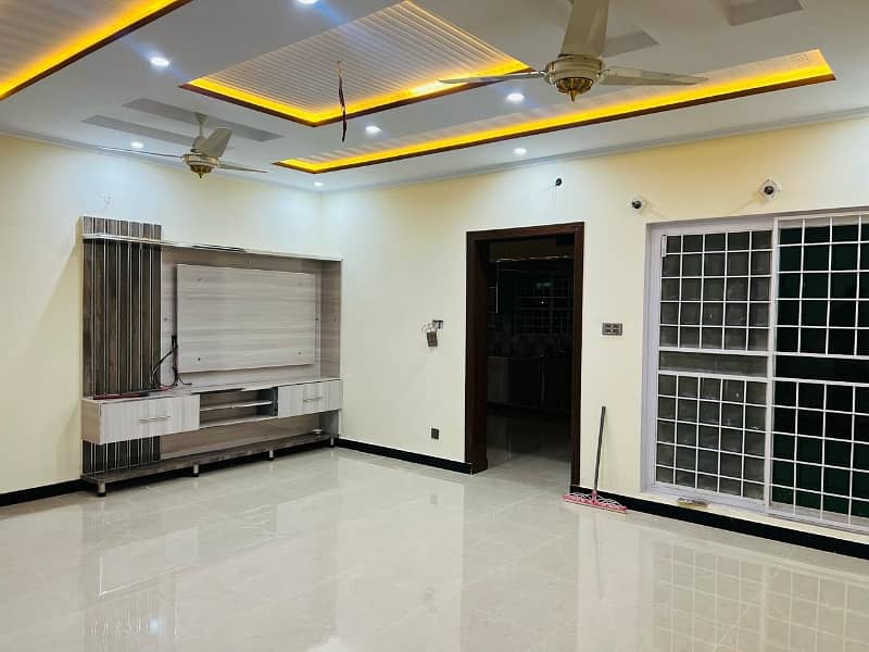 1 Kanal Double Storey Double Unit House Available For Sale In Gulshan Abad 38