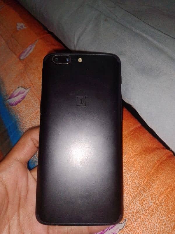 Oneplus 5 8GB RAM 128GB Memory 2