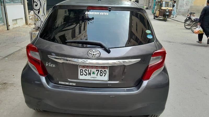 Toyota Vitz 2016 11