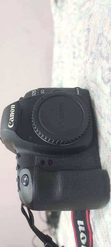 canon 5D mark 2 7