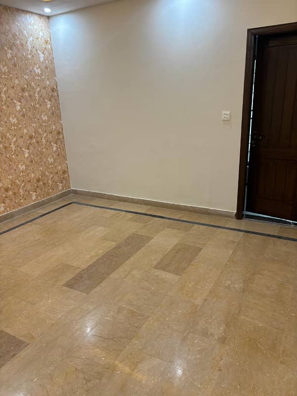 8 MARLA LIKE A BRAND NEW EXCELLENT GOOD HOUSE FOR RENT IN UMAR BLOCK BAHRIA TOWN LAHORE 14