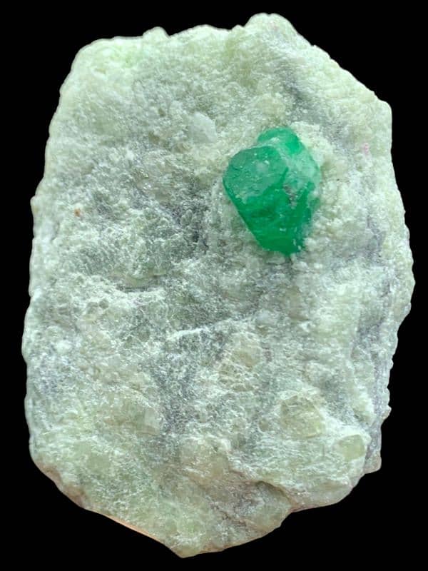 Natural Green Color Emerald 2