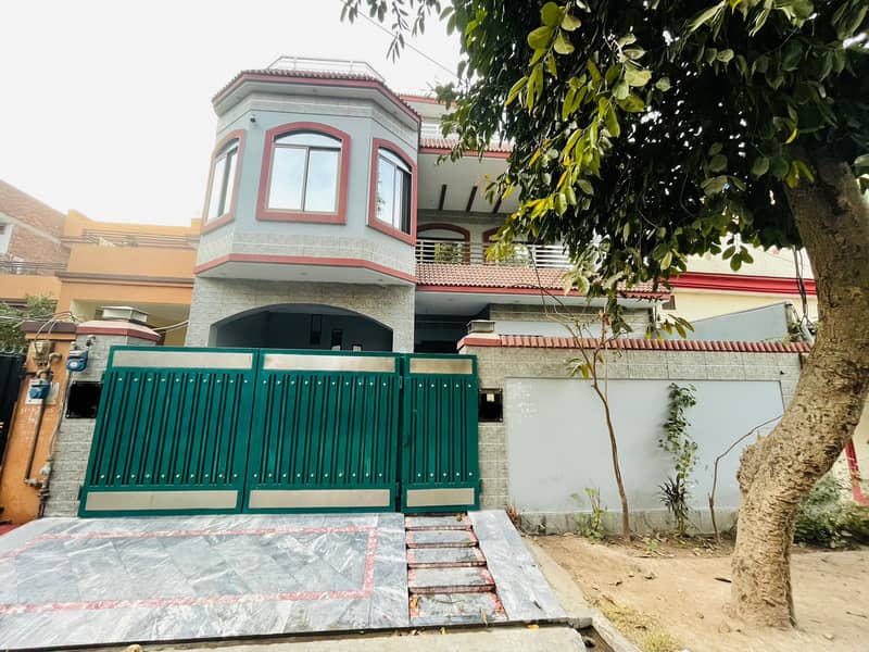 TEN MARLA DOUBLE STOREY WELL CONSTRUCTED HOUSE IN MARGHZAR PRIME LOCATION 0