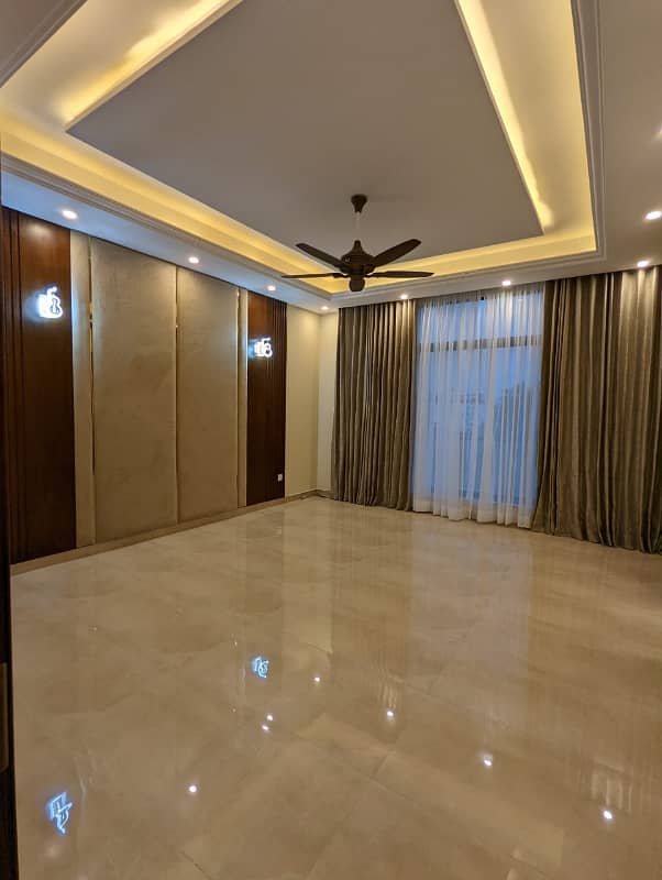 10 MARLA BRAND NEW LUXURY CONDITION EXCELLENT GOOD UPPER PORTION HOUSE FOR RENT IN QUAID BLOCK BAHRIA TOWN LAHORE 13