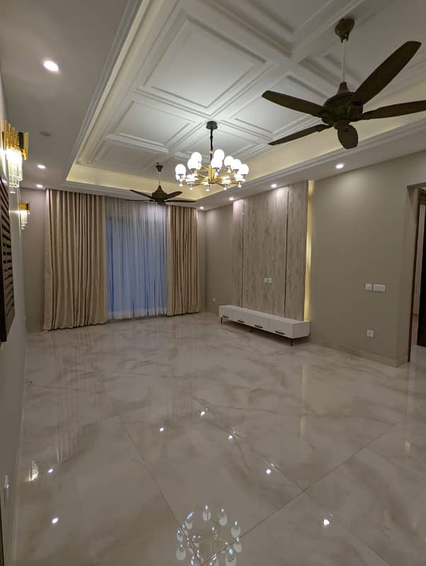 10 MARLA BRAND NEW LUXURY CONDITION EXCELLENT GOOD UPPER PORTION HOUSE FOR RENT IN QUAID BLOCK BAHRIA TOWN LAHORE 15