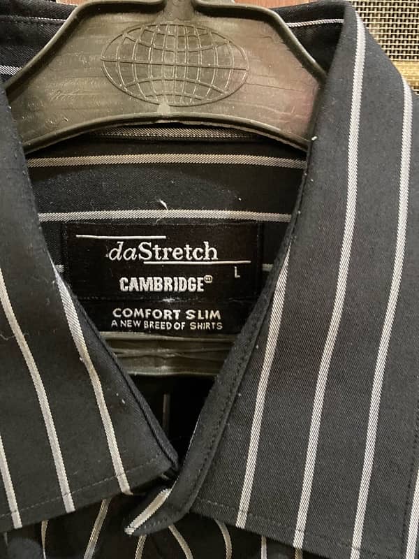 Cambridge branded shirt Large Size 1