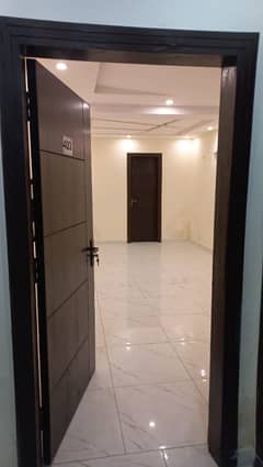 STUDIO LIKE A BRAND NEW GOOD EXCELLENT CONDITION IDEAL FLAT FOR RENT IN BAHRIA TOWN LAHORE