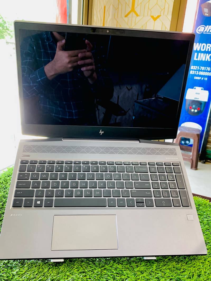 HP ZBOOK 15V G6 5