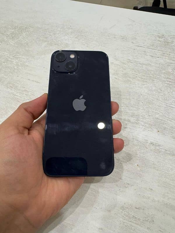 iPhone 13 (Black) - 128GB- Non PTA- Factory Unlocked 1