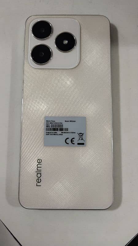 Realme C61 6