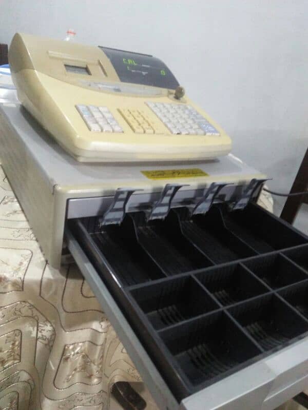 Electronic cash register 3