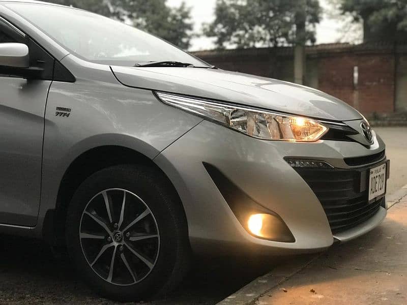 Toyota Yaris 2021 4