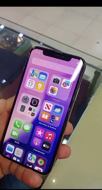 IPhone XS 3