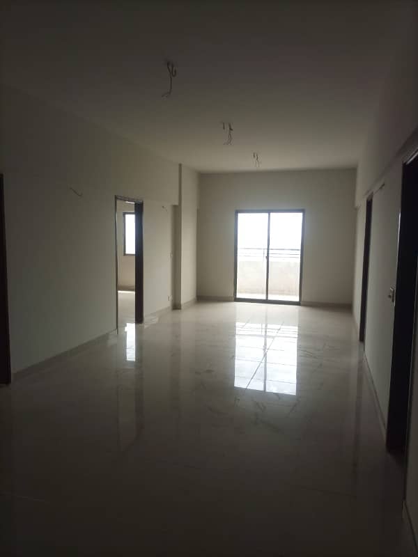 Flat Available For Rent 3 Bed DD 8