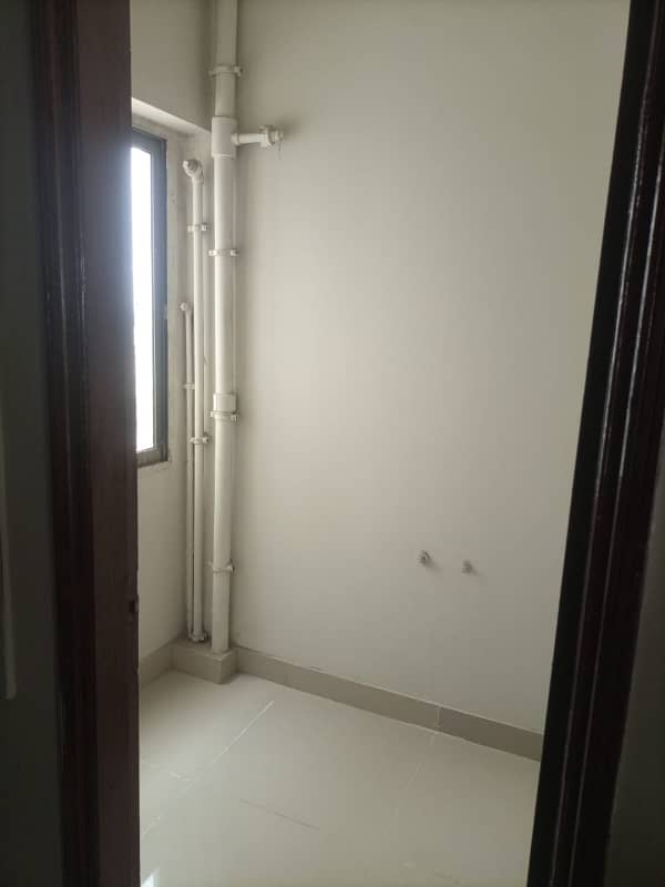 Flat Available For Rent 3 Bed DD 12