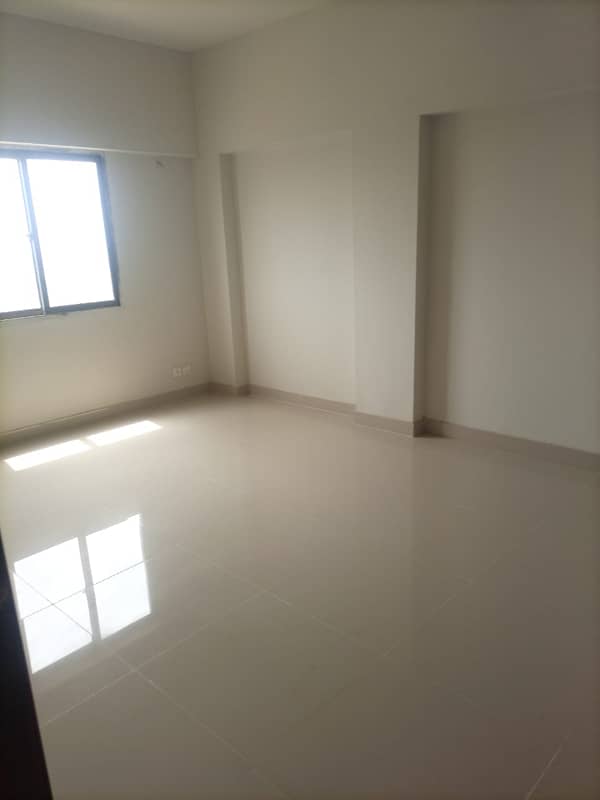 Flat Available For Rent 3 Bed DD 15