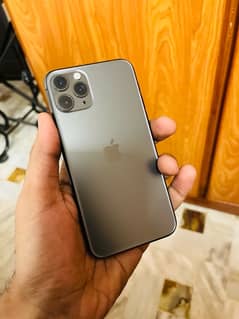 iphone 11 pro Jv with box