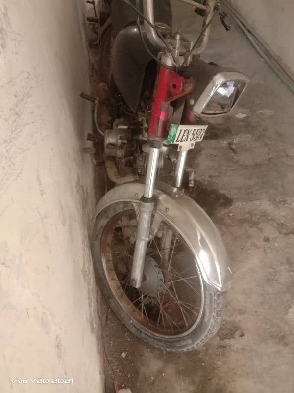 urgent sale of road prince 70cc 09 model 0