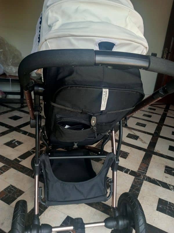 CH-baby pram 1