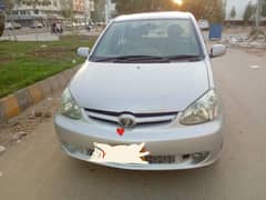 Toyota Platz 2004