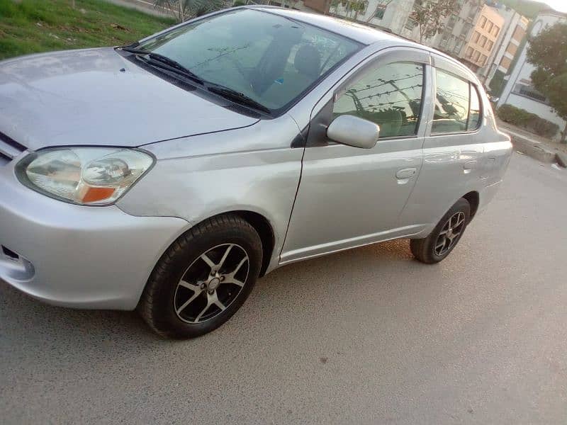 Toyota Platz 2004 10