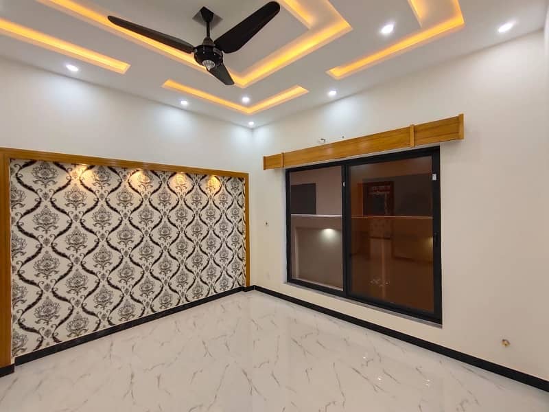 Rawalpindi Bahria Town Phase8 7 Marla Upper Portion For Rent 1