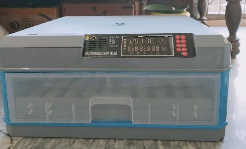 Incubator Fully automatic AC+DC brand new 74 eggs capacity 1