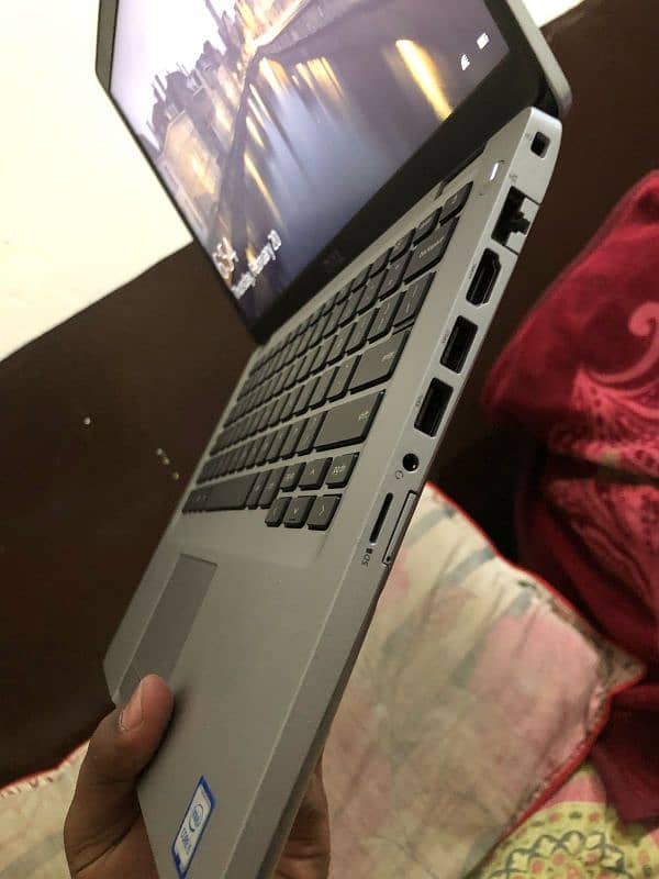 dell latitude 5400 i5 8th generation 1