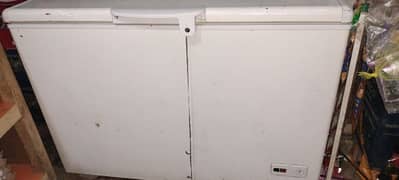 Deep freezer for sale Price 75000