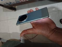 infinix zero 40 10/10 ( 8 to 9 month wranty) exchange possible