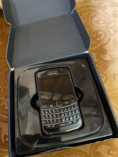 blackberry bold