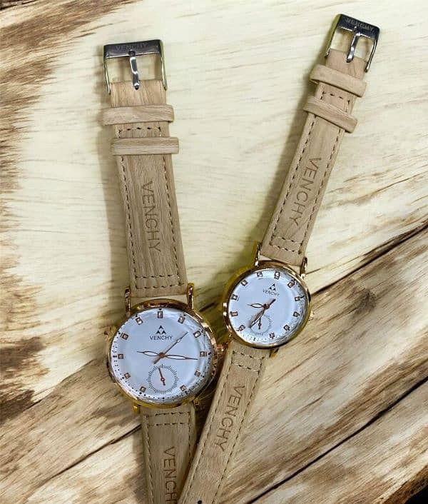 Venchy Leather Strap Couple Watch 1