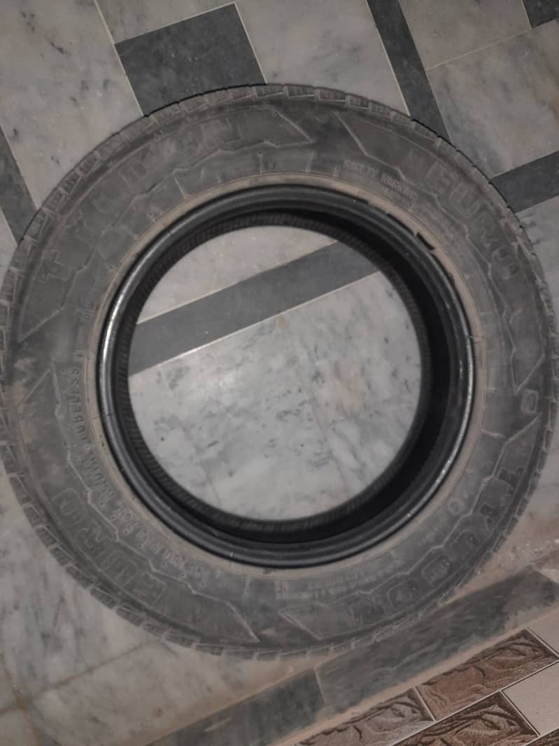 Tubeless Tyre available for sale 2