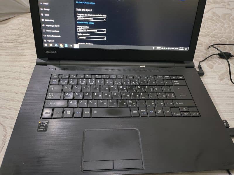 Toshiba Laptop 8 GB ram 500 GB SSd hard 4