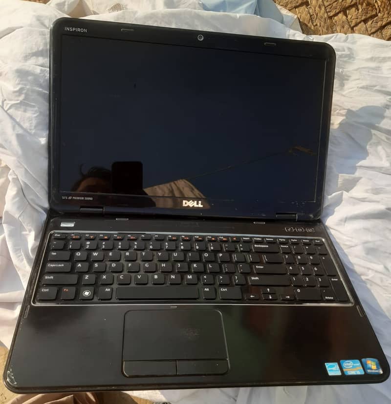 Dell Laptop 0